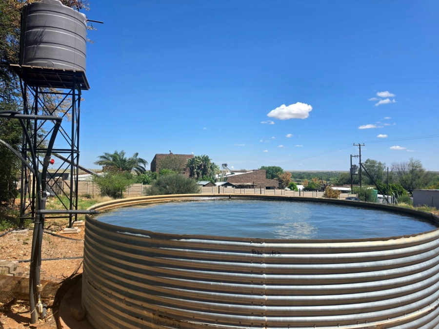 2 Bedroom Property for Sale in Upington Rural Northern Cape